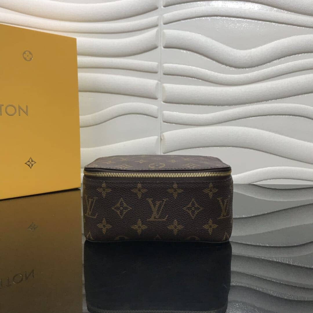 Louis Vuitton Monogram Packing Cube MM Replica - DEEPREPS