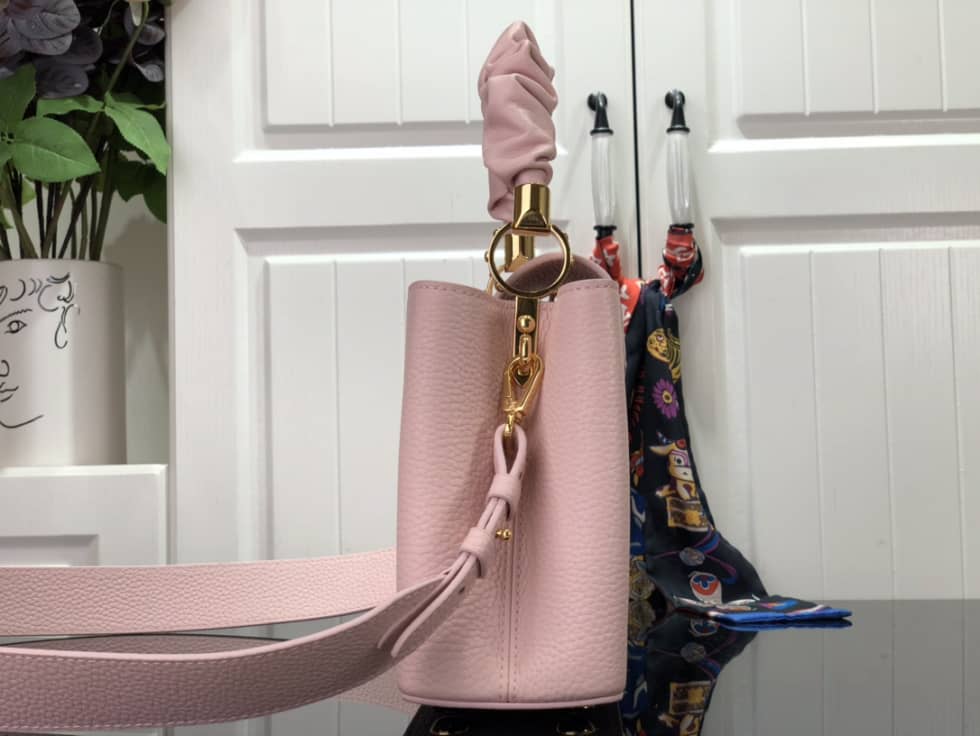Louis Vuitton Capucines BB Taurillon Leather Bubble Gum Rose M58694 Replica Shoulder Bag - DEEPREPS