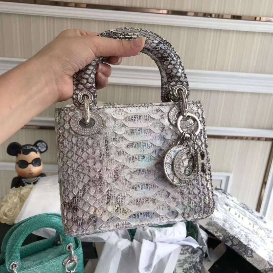 Christian Dior Lady Dior 17CM Replica Bag - DEEPREPS