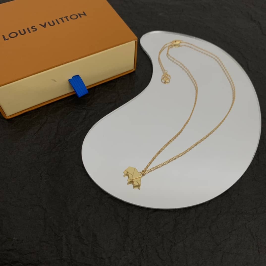 7 Star Louis vuitton Necklace - DEEPREPS