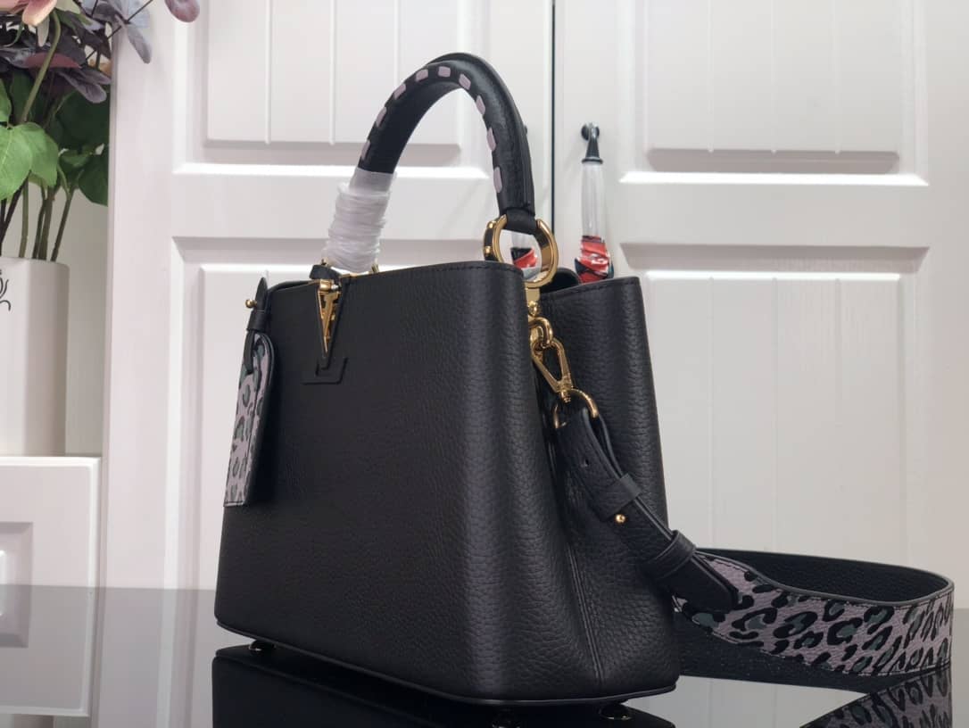 Louis Vuitton Capucines MM Black Replica Bag M57361 - DEEPREPS