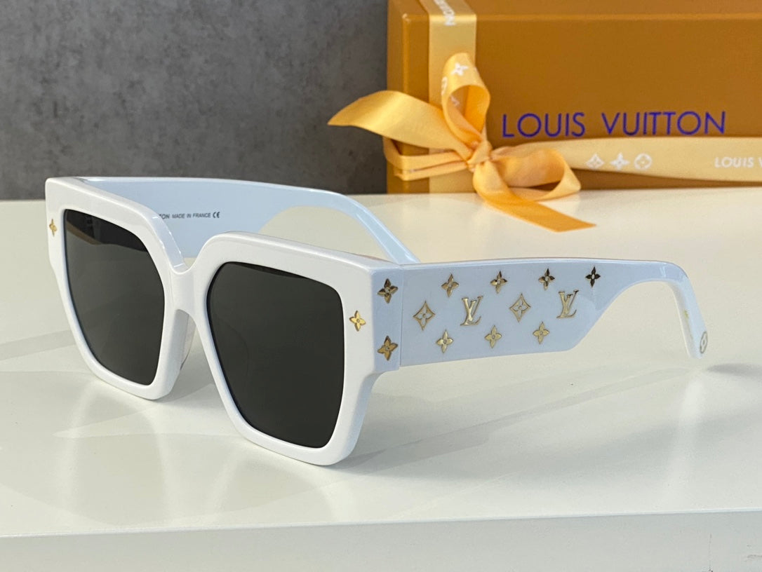 Louis Vuitton Sunglasses - DEEPREPS