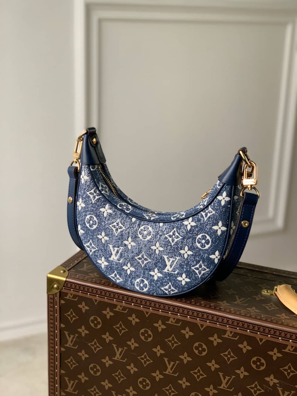 Louis Vuitton Denim Loop Blue/White M81166 Replica Hobo - DEEPREPS
