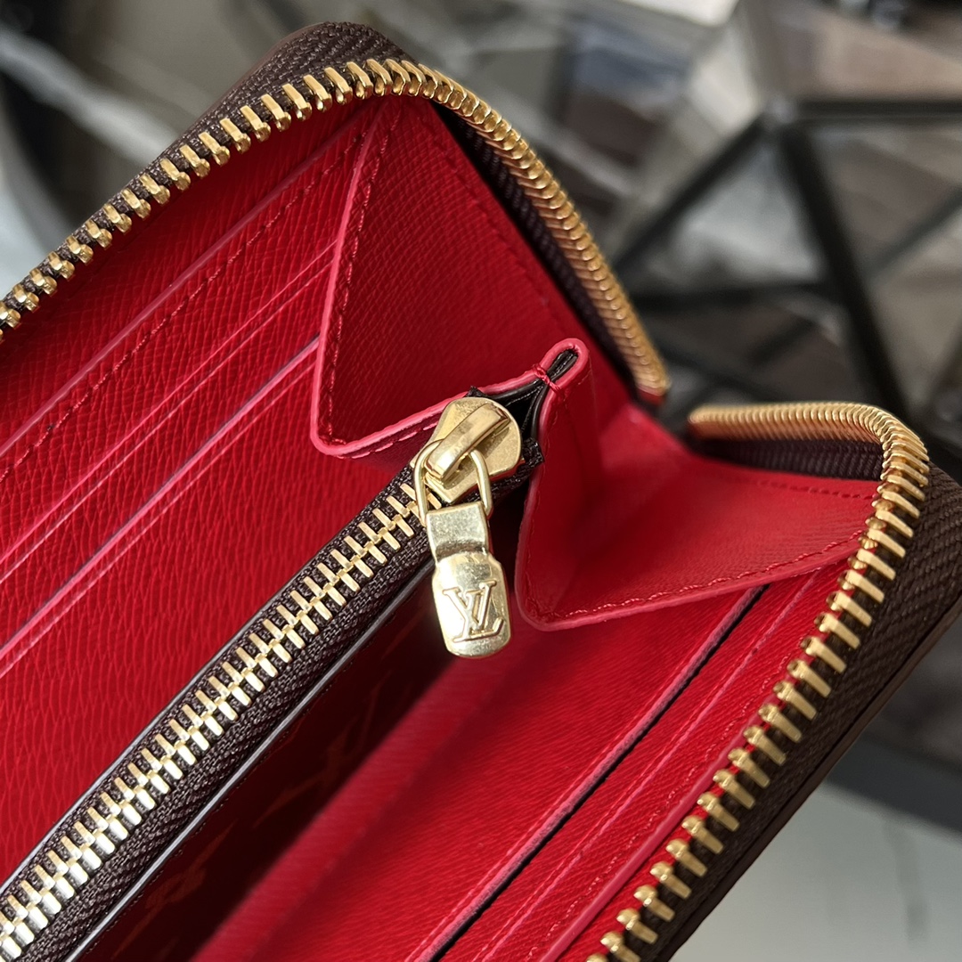 Louis Vuitton Damier Azur - DEEPREPS