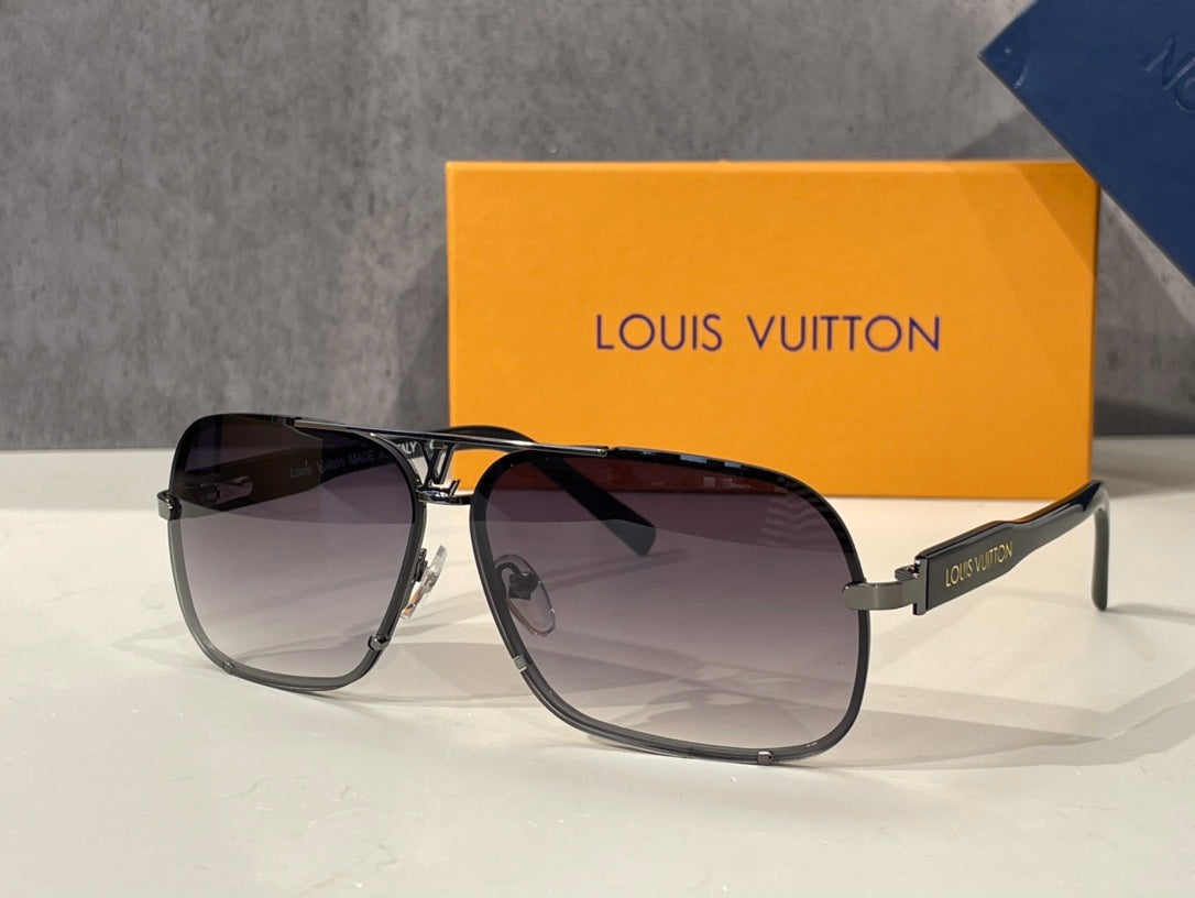 Louis Vuitton Sunglasses - DEEPREPS