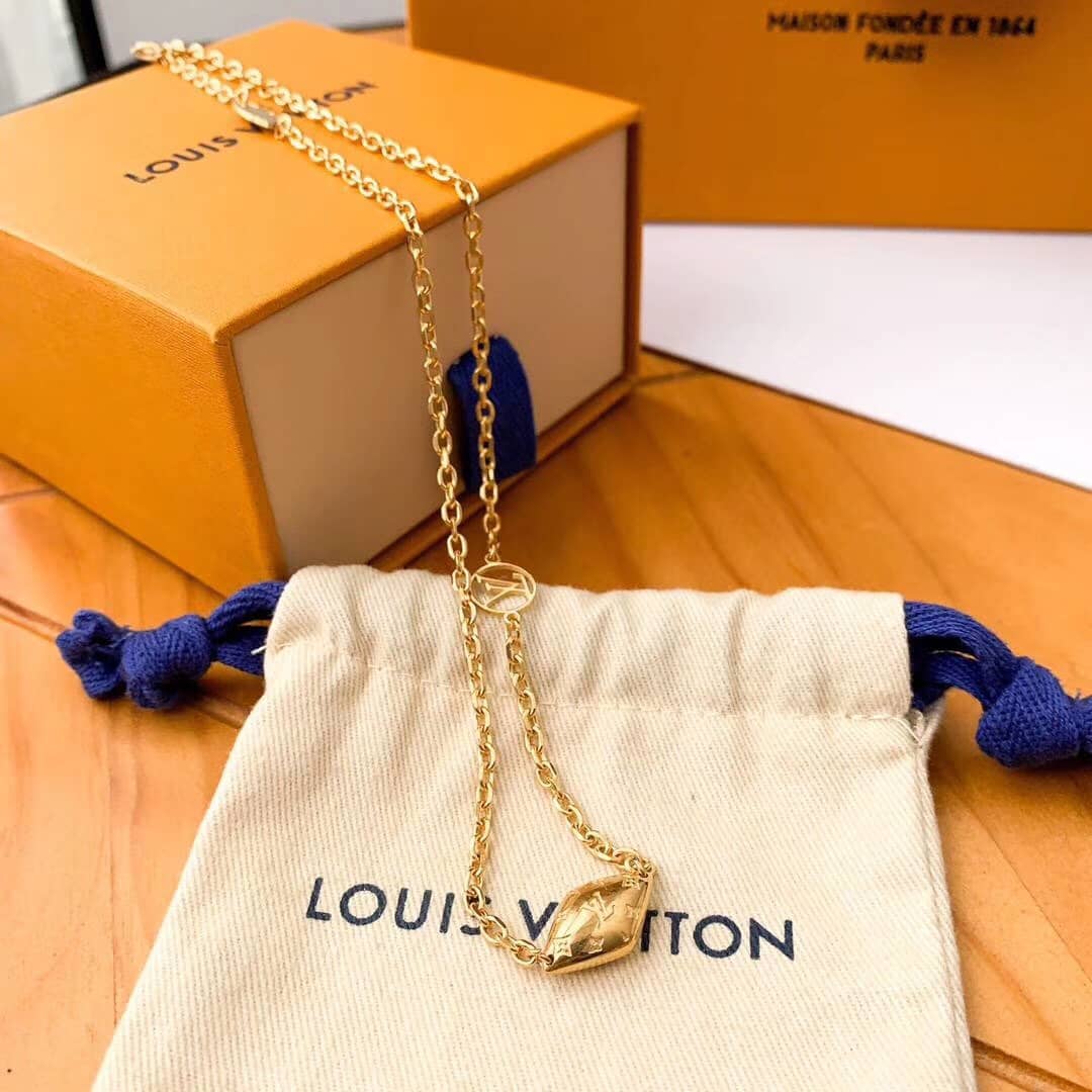 Fake Louis vuitton Logo Necklace - DEEPREPS