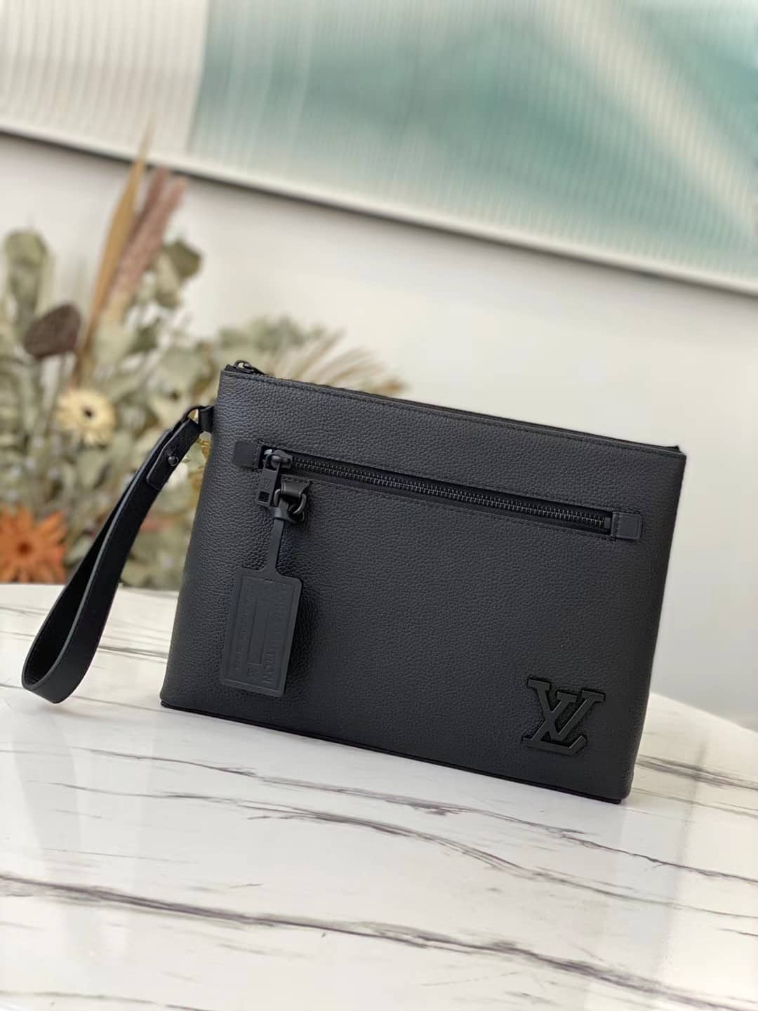 Louis Vuitton Aerogram IPad Pouch Grained Calf Leather Replica M69837 - DEEPREPS
