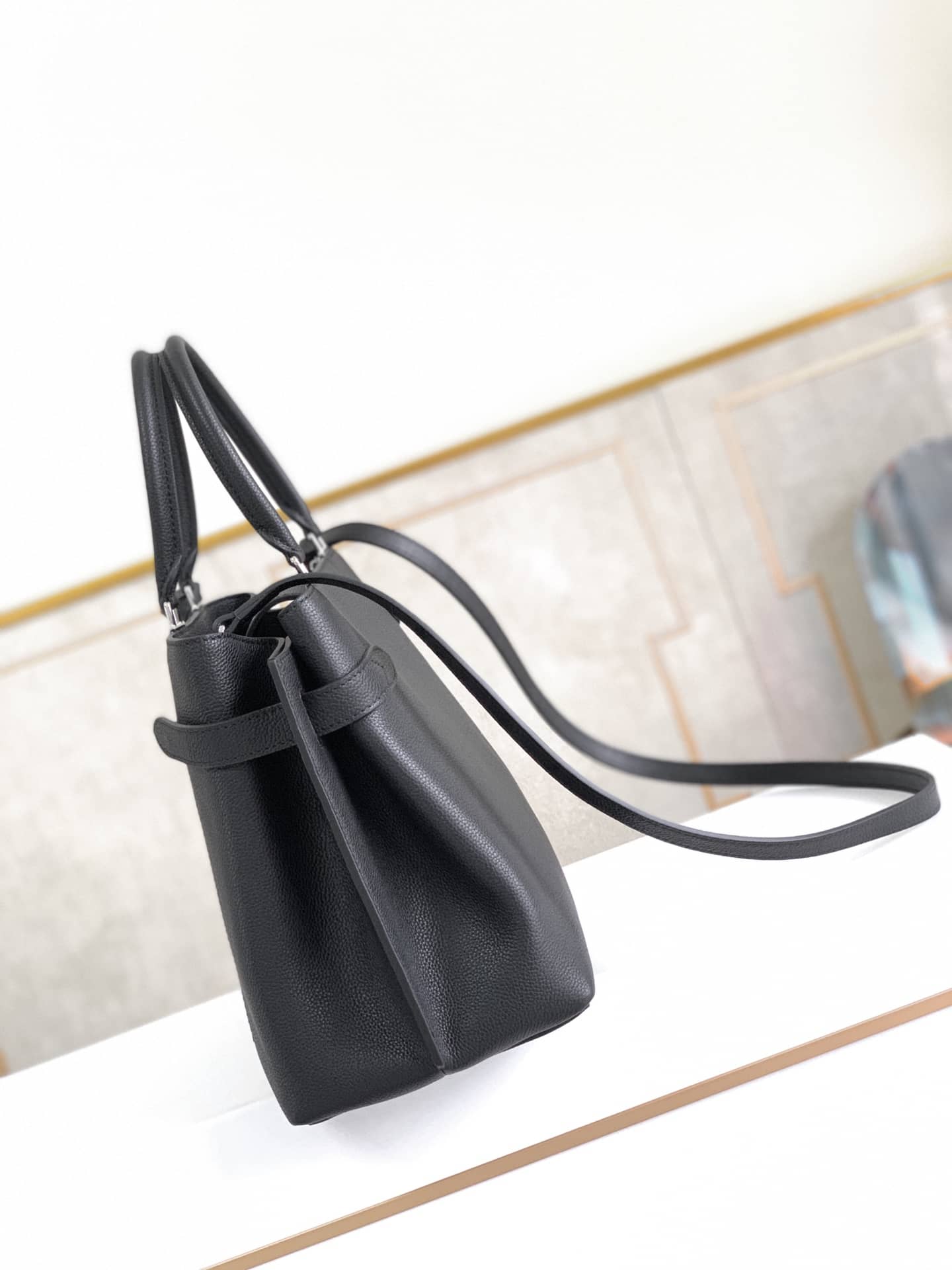 Louis Vuitton Lockme Day Tote Replica Black M53730 - DEEPREPS