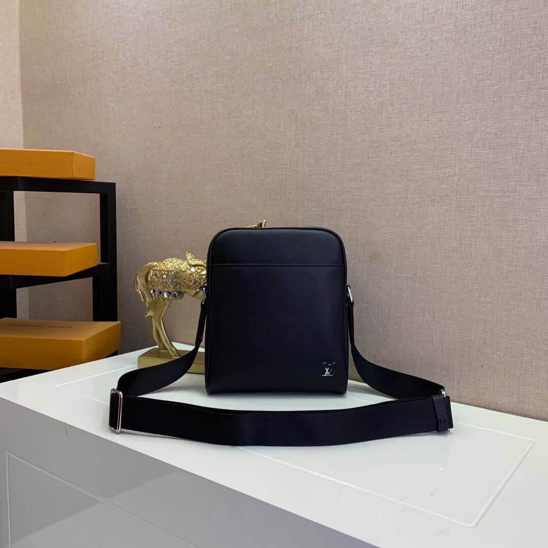 Louis Vuitton Alex BB Taiga Leather Replica Messenger Bag M30265 - DEEPREPS