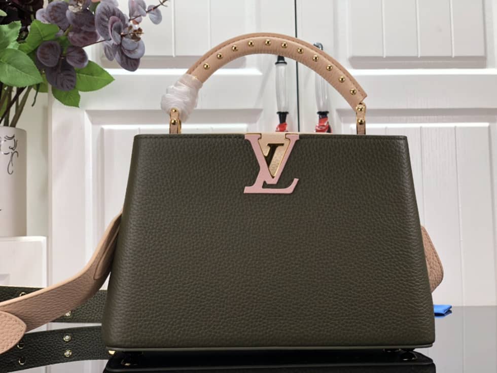 Louis Vuitton Capucines BB M58578 Replica Shoulder Bag - DEEPREPS
