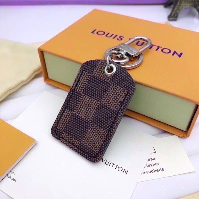 Cheap Louis Vuitton Key Chain - DEEPREPS