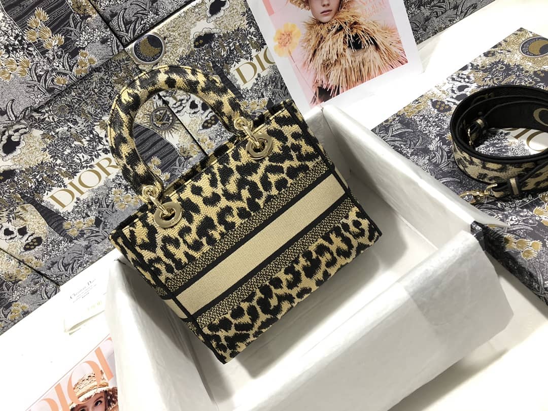 Christian Dior Lady Dior 24CM Replica Bag - DEEPREPS
