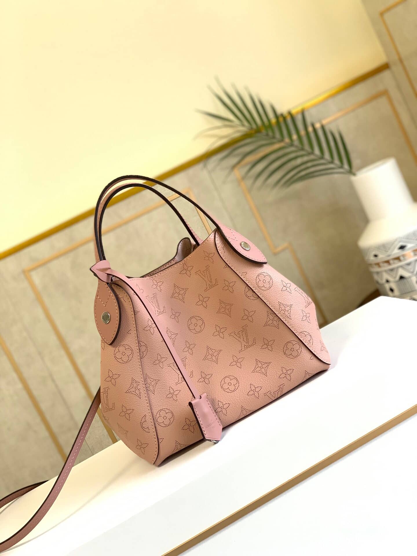 Louis Vuitton Mahina Hina PM Leather Tote Replica Pink M54353 - DEEPREPS