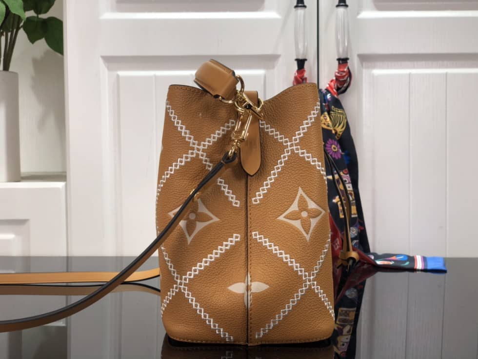 Louis Vuitton NeoNoe MM Brown M46023 Replica Bucket Bag - DEEPREPS