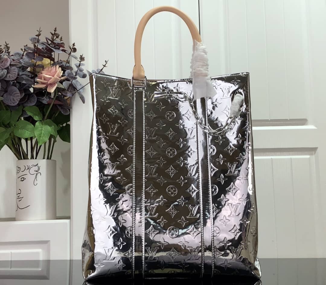 Louis Vuitton Sac Plat Monogram Mirror Coated Canvas Replica Bag - DEEPREPS