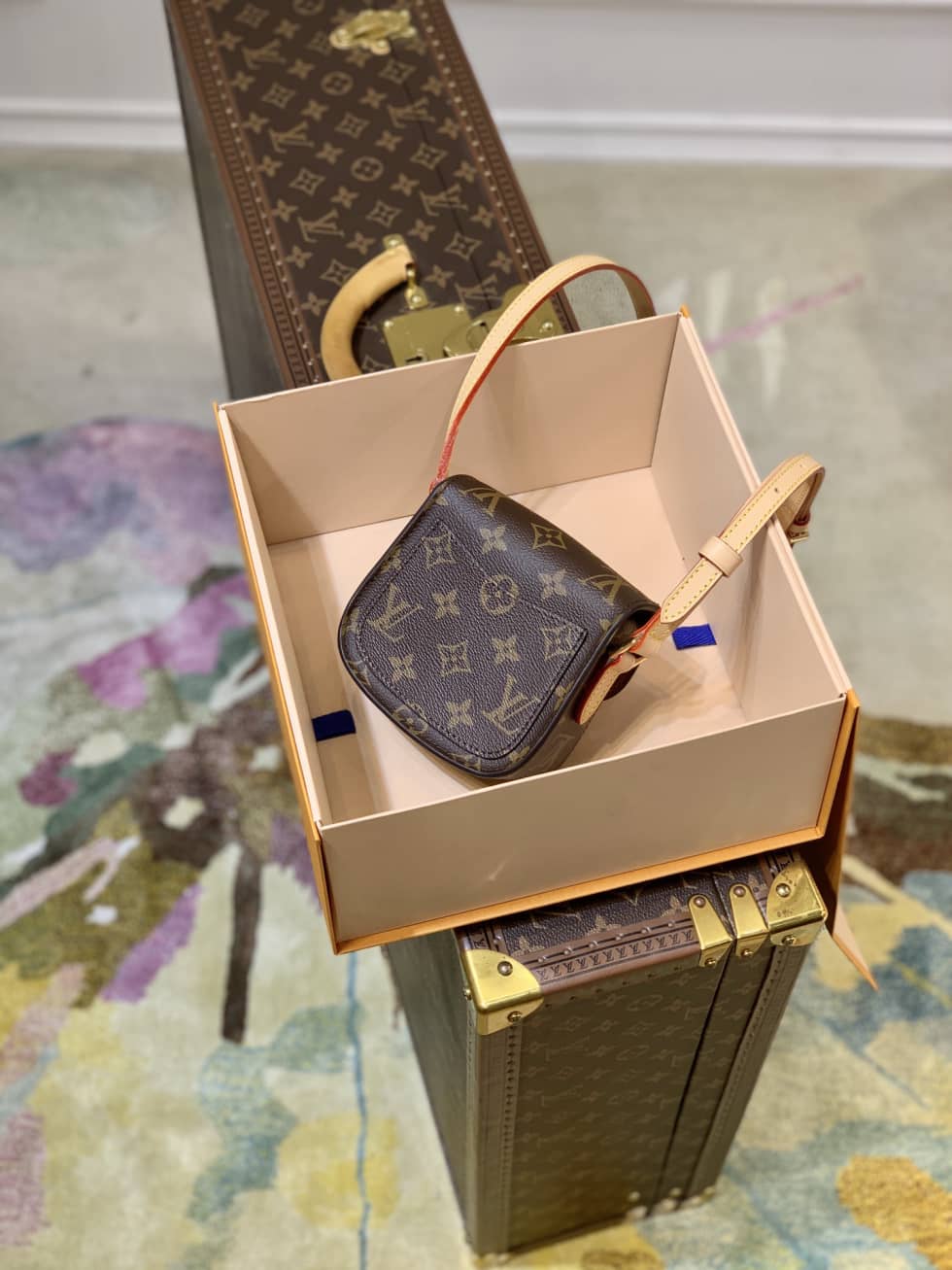 Louis Vuitton Monogram Bebe Saint Cloud M51245 Replica Messenger Bag - DEEPREPS