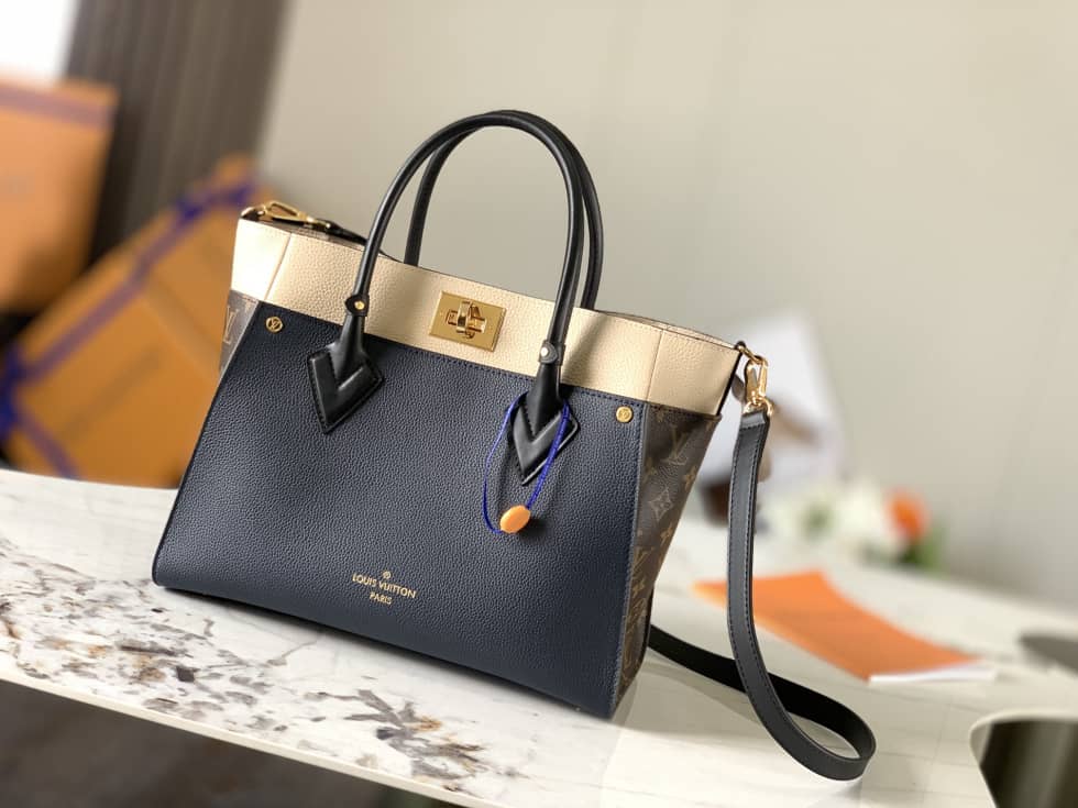 Louis Vuitton On My Side MM Noir M53823 Replica Shoulder Bag - DEEPREPS