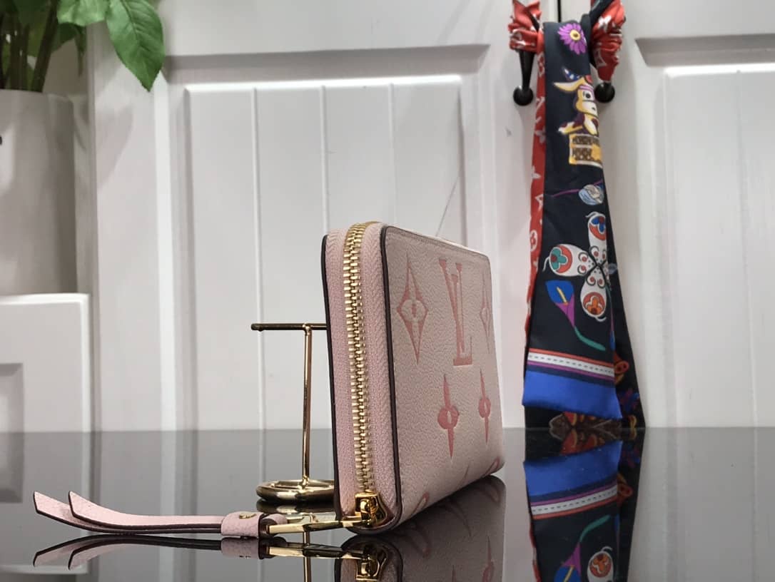 Louis Vuitton Gradient Monogram Leather Zippy Wallet Replica Pink M80402 - DEEPREPS