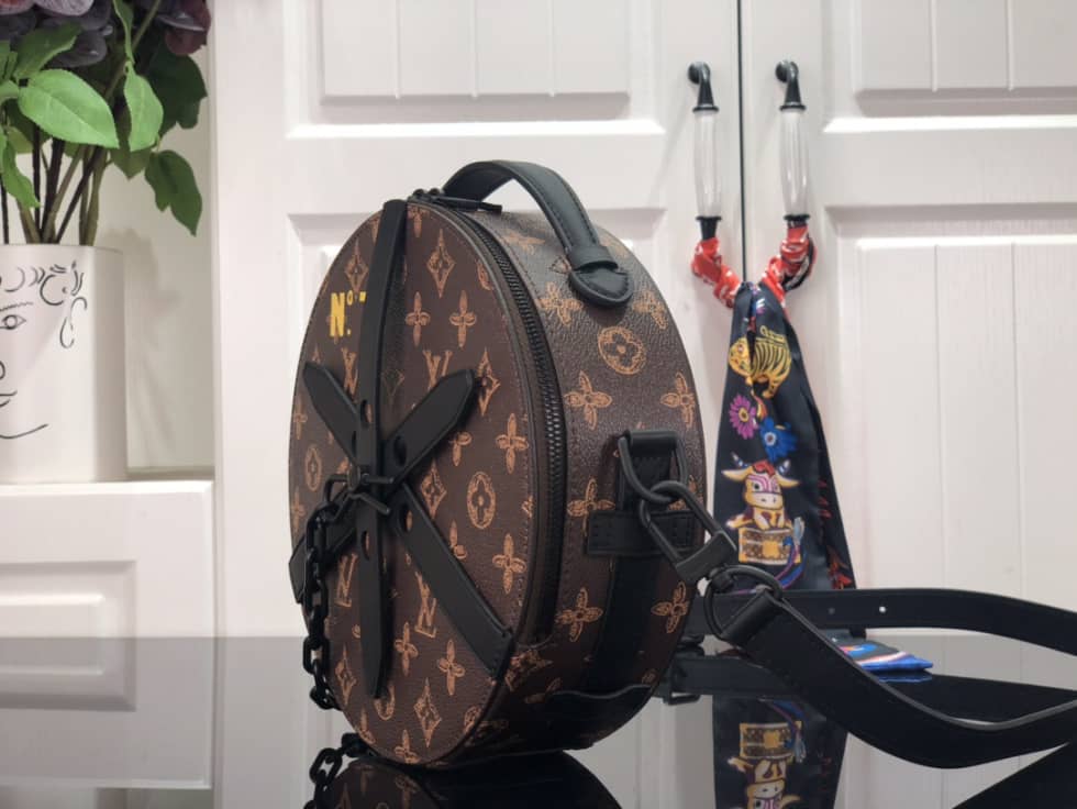Louis Vuitton Wheel Box Monogram Brown M59706 Replica Crossbody Bag - DEEPREPS