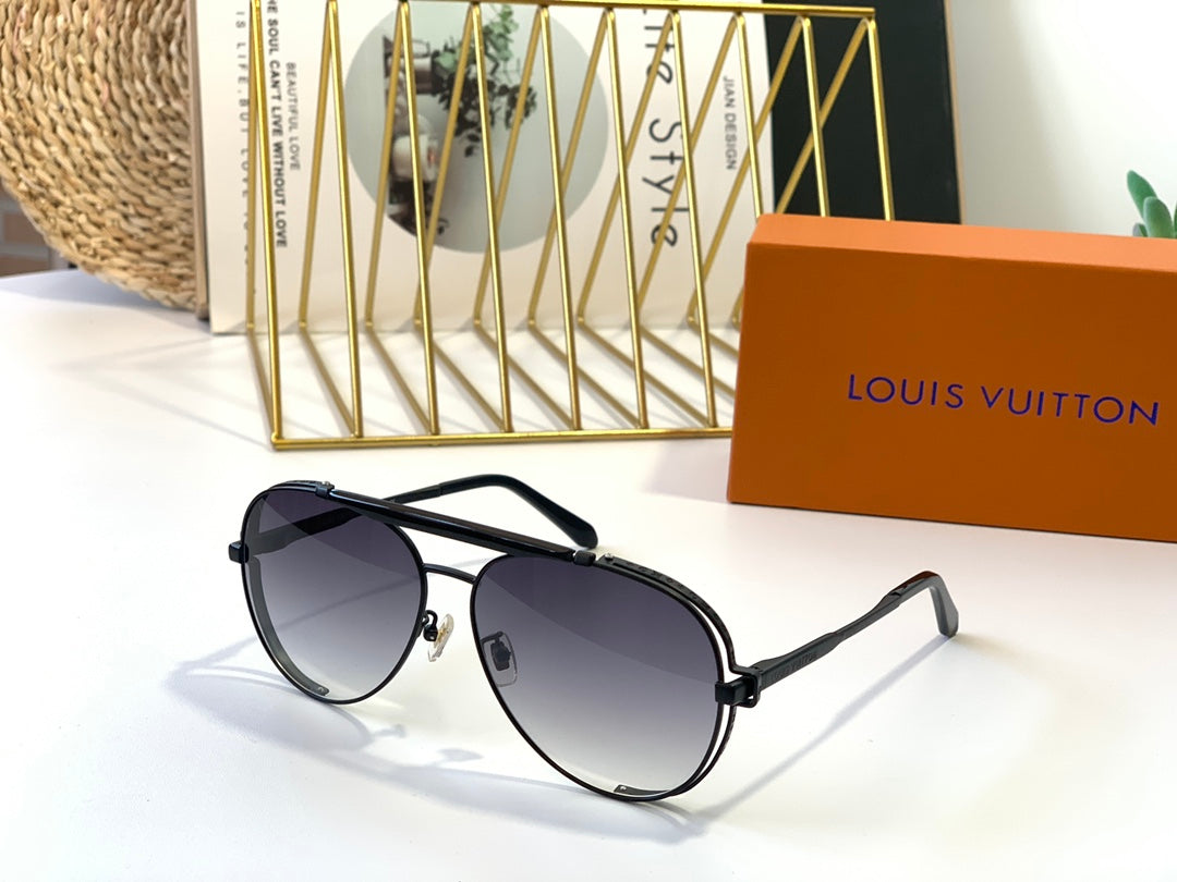 Louis Vuitton Sunglasses - DEEPREPS