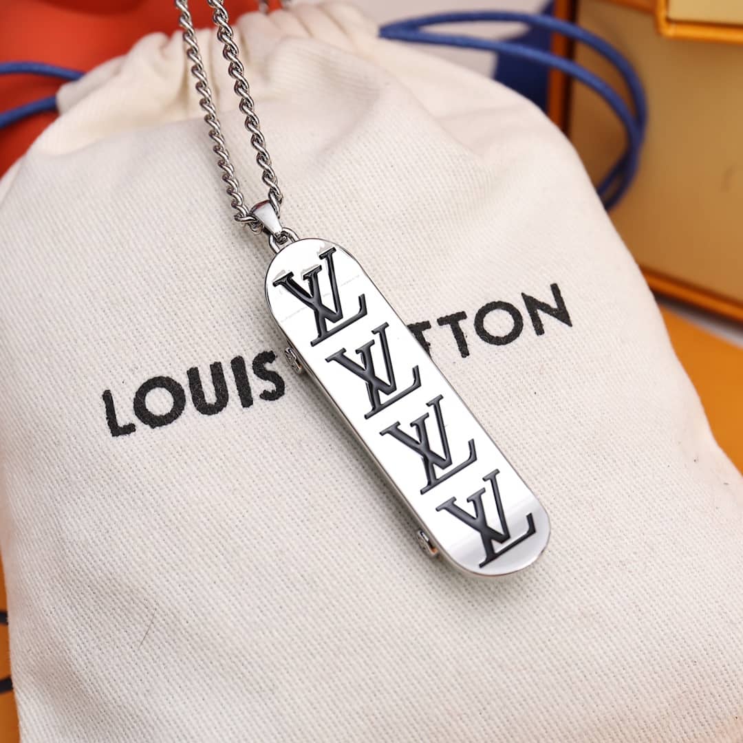 Wholesale Louis vuitton AAA+ Necklace - DEEPREPS