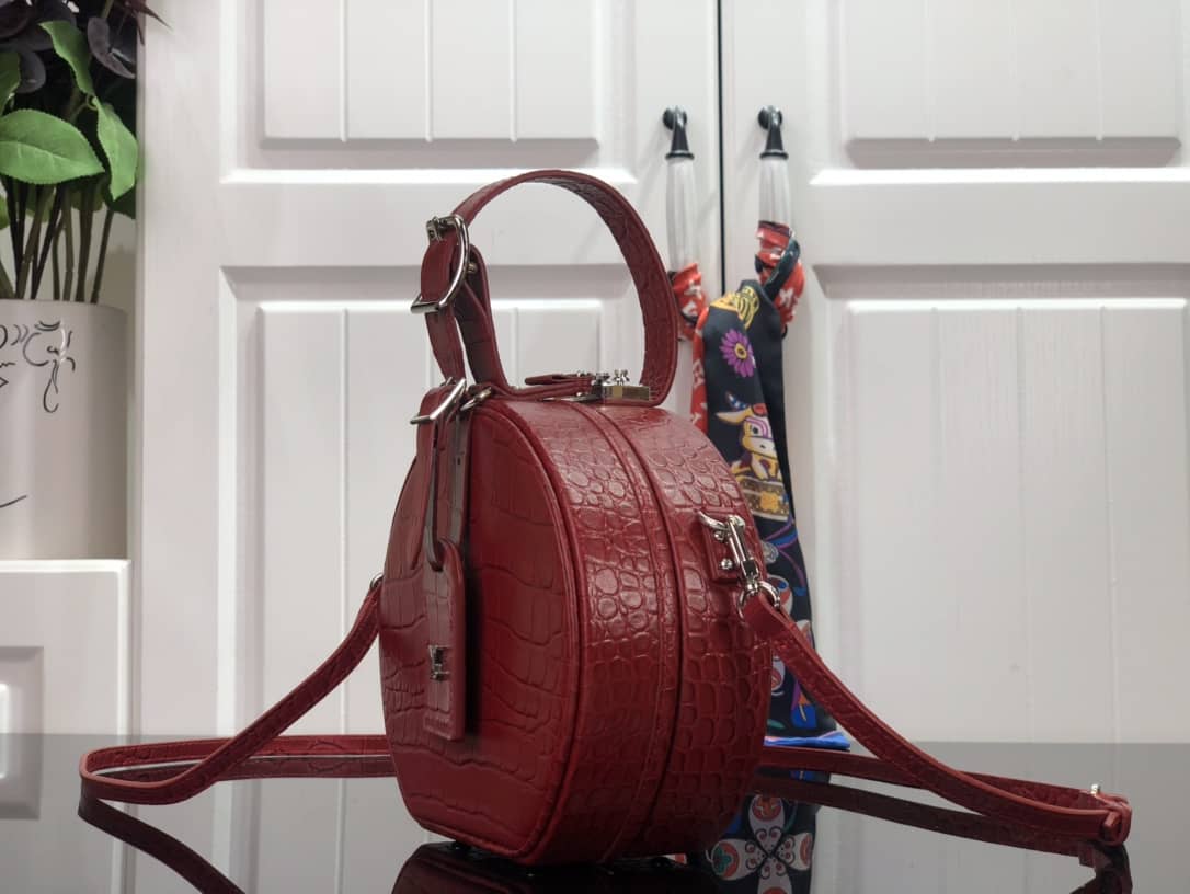 Louis Vuitton Petite Boite Chapeau Crocodilien Brillant Replica Bag Red N93597 - DEEPREPS