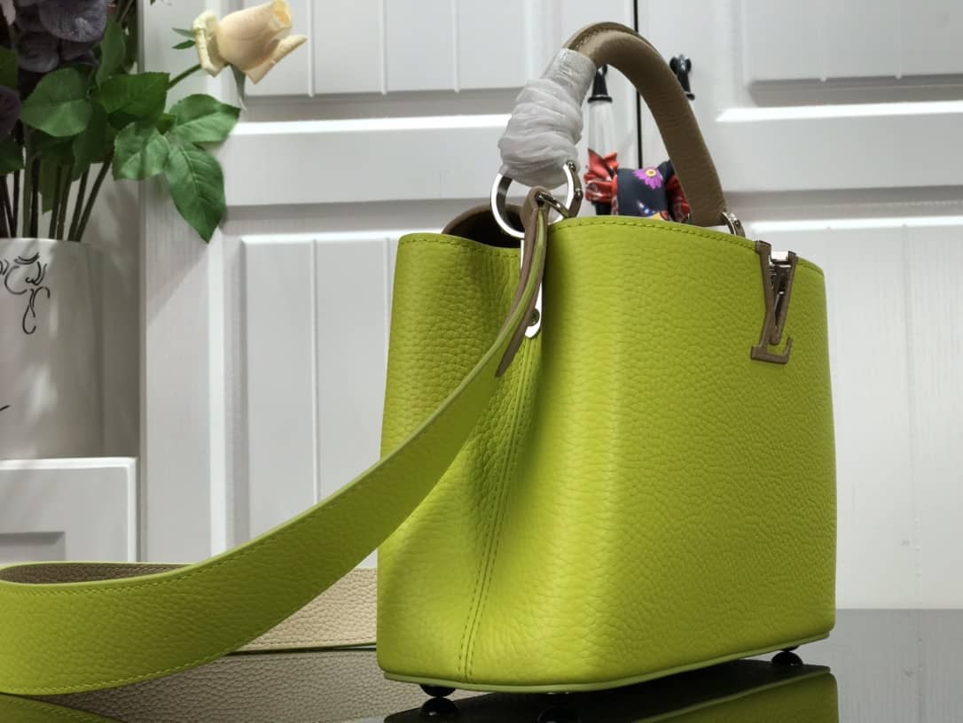 Louis Vuitton Capucines Mini Taurillon Leather Replica Bag Green M57520 - DEEPREPS