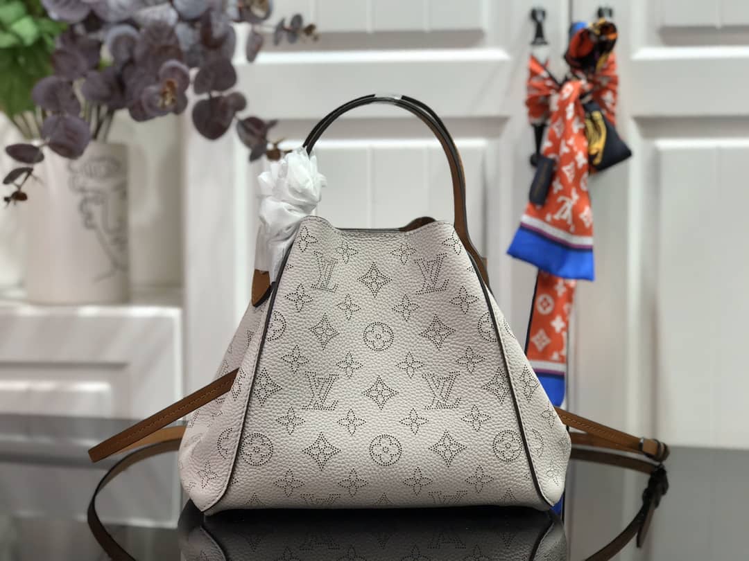 Louis Vuitton Mahina Hina PM Leather Tote Replica White M54353 - DEEPREPS