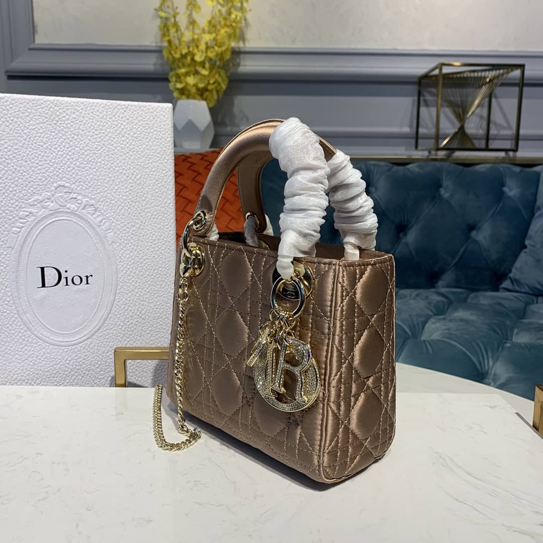 Christian Dior Lady Dior 17CM Replica Bag - DEEPREPS