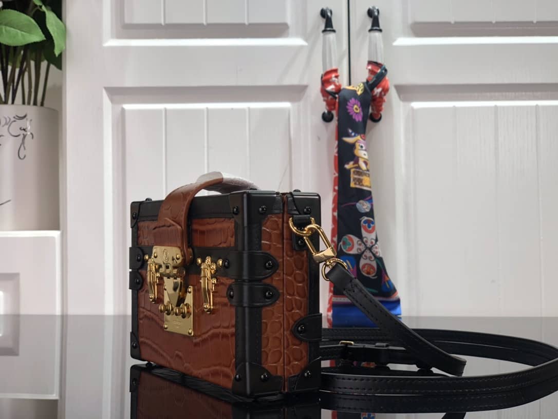 Louis Vuitton Petite Malle Brilliant Alligator Leather Replica Handbag Brown N93817 - DEEPREPS