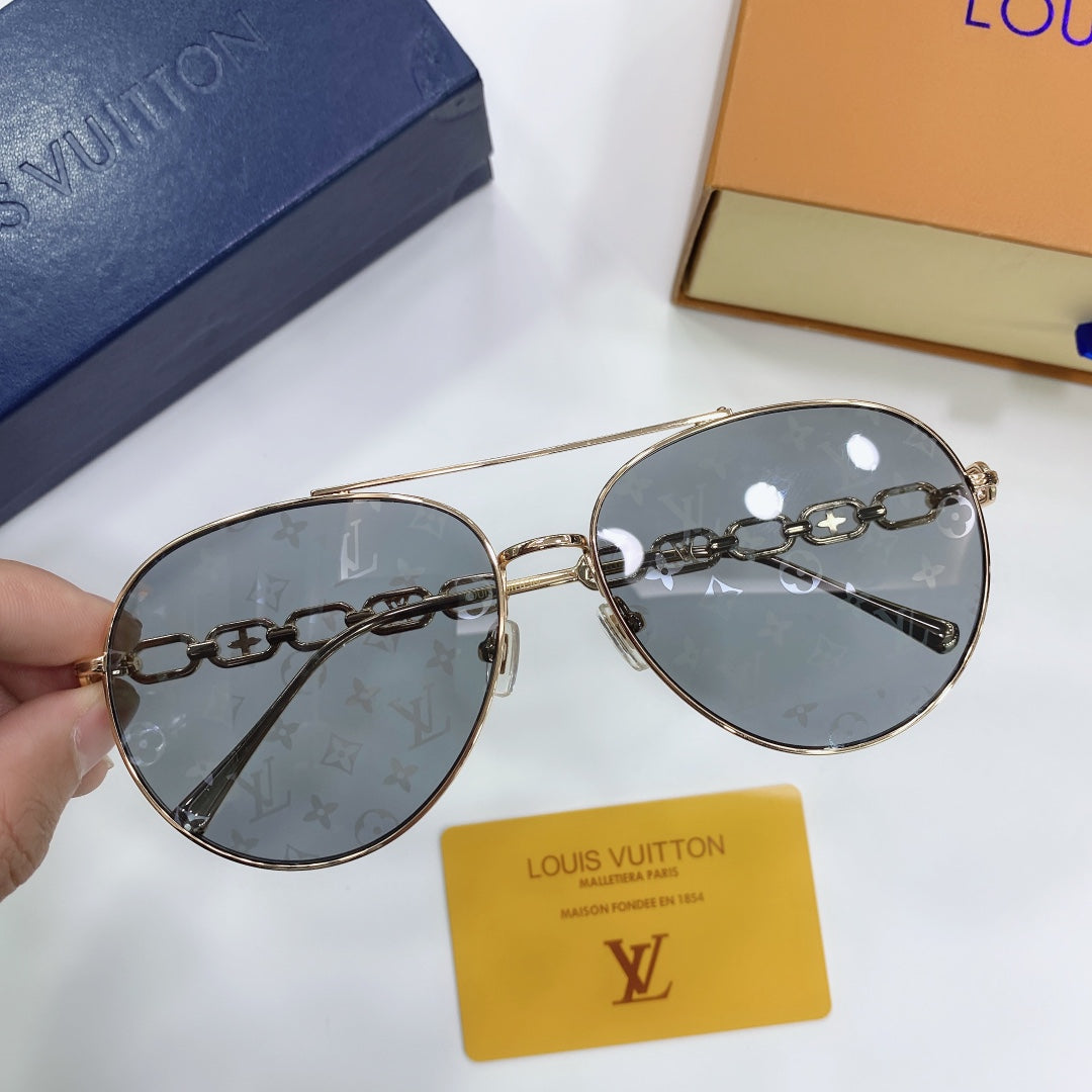 Louis Vuitton Sunglasses - DEEPREPS