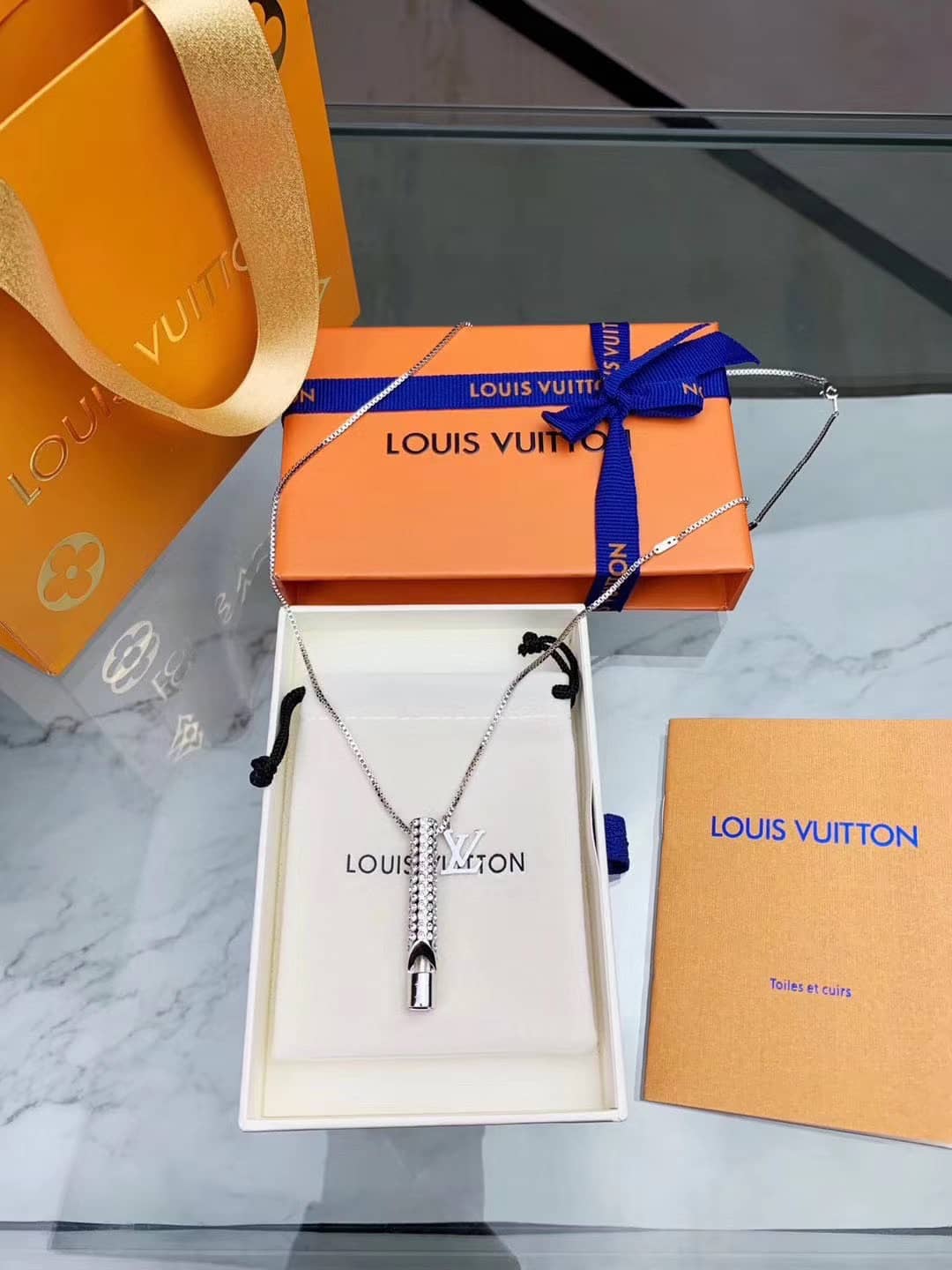 Louis vuitton Necklace First Copy - DEEPREPS