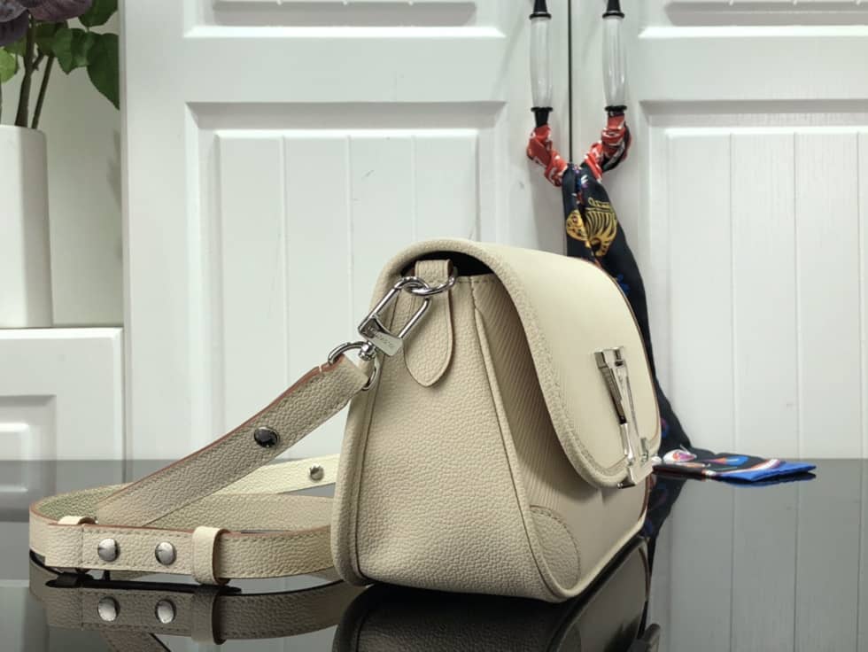 Louis Vuitton Buci Epi Leather Brown M59457 Replica Crossbody Bag - DEEPREPS