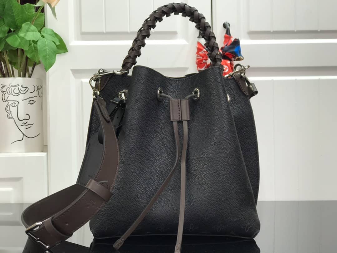 Louis Vuitton Mahina Muria Replica Handbag Black M55801 - DEEPREPS
