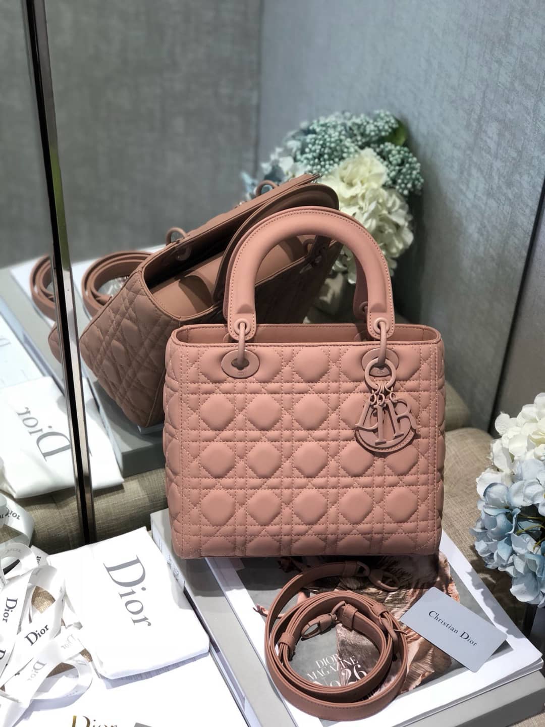 Christian Dior Lady Dior 24CM Replica Bag - DEEPREPS