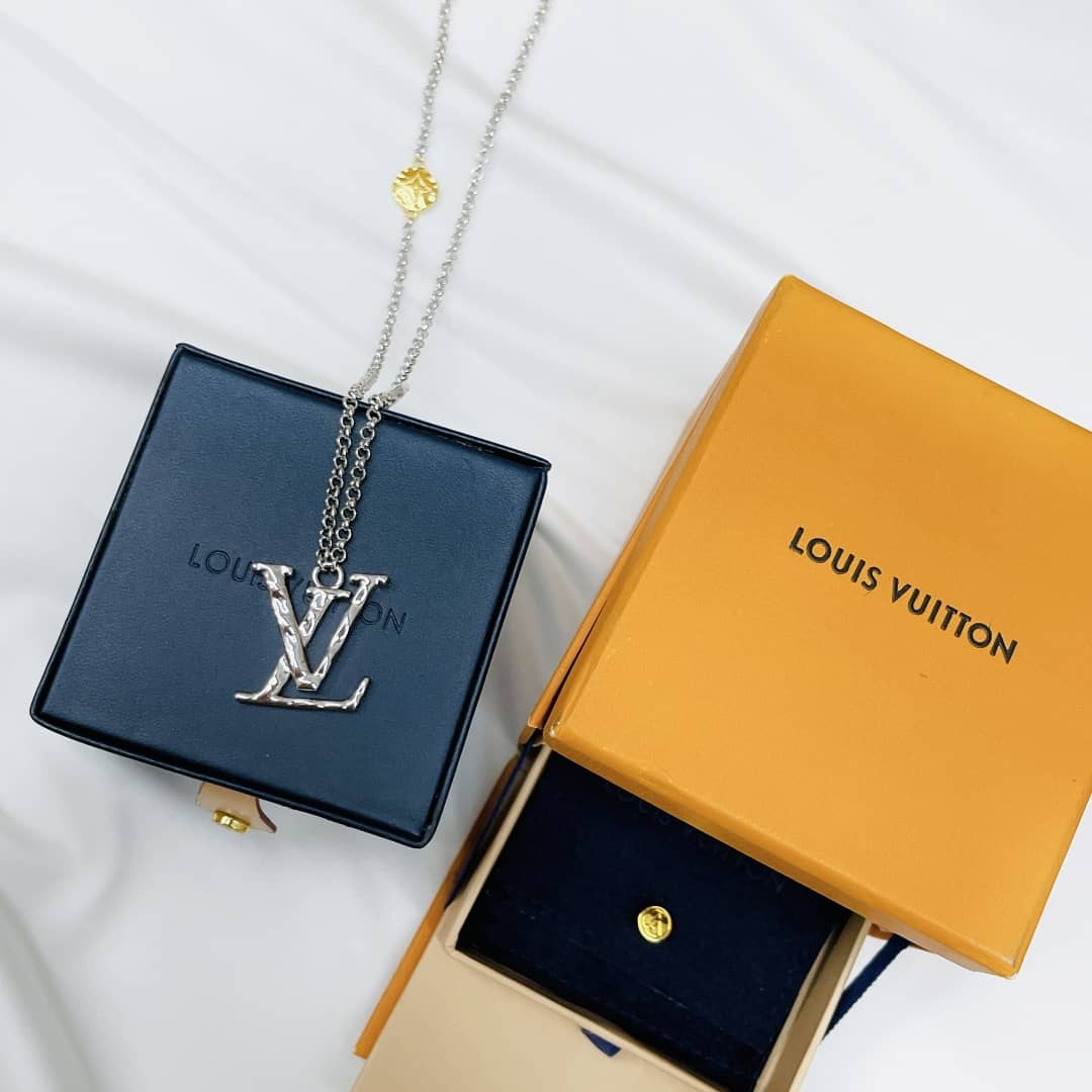 Designer Louis vuitton Classic Necklace - DEEPREPS