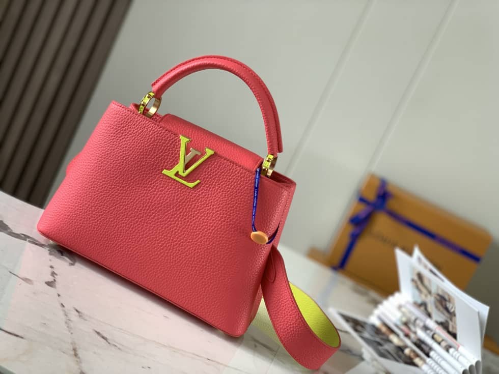 Louis Vuitton Capucines BB Rose M59468 Replica Shoulder Bag - DEEPREPS