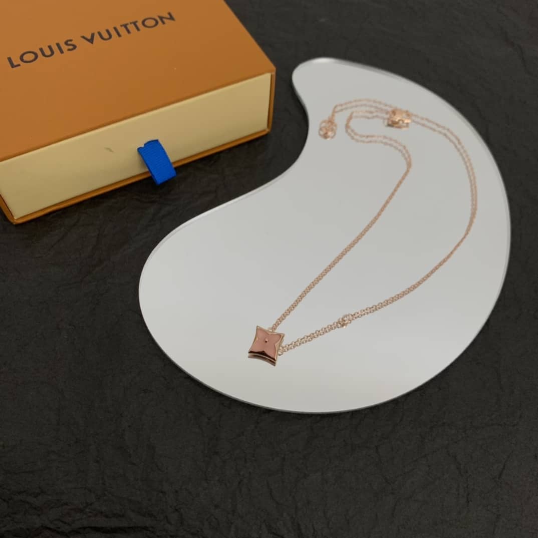 Luxury Louis vuitton Classic AAA+ Necklace - DEEPREPS