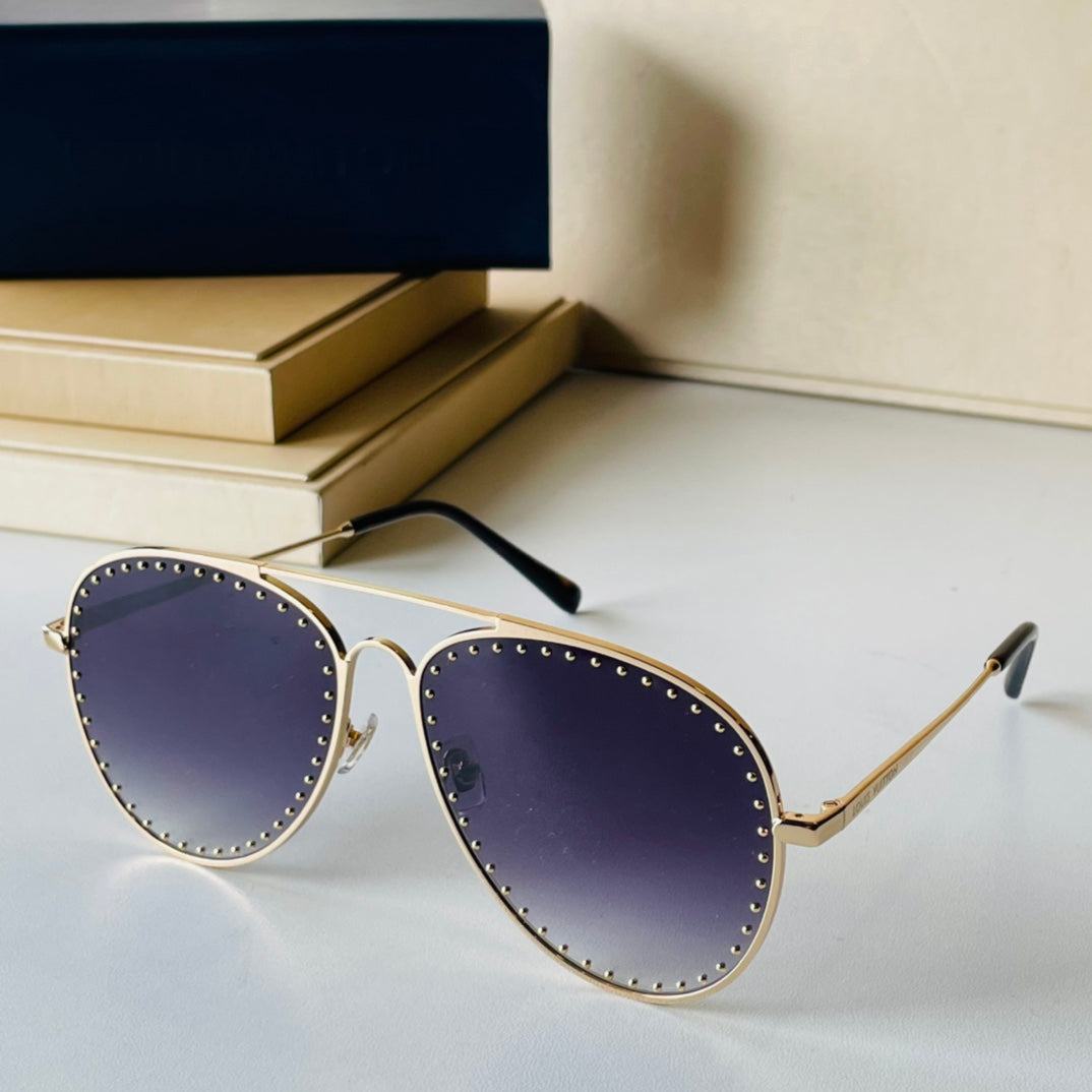 Louis Vuitton Sunglasses - DEEPREPS