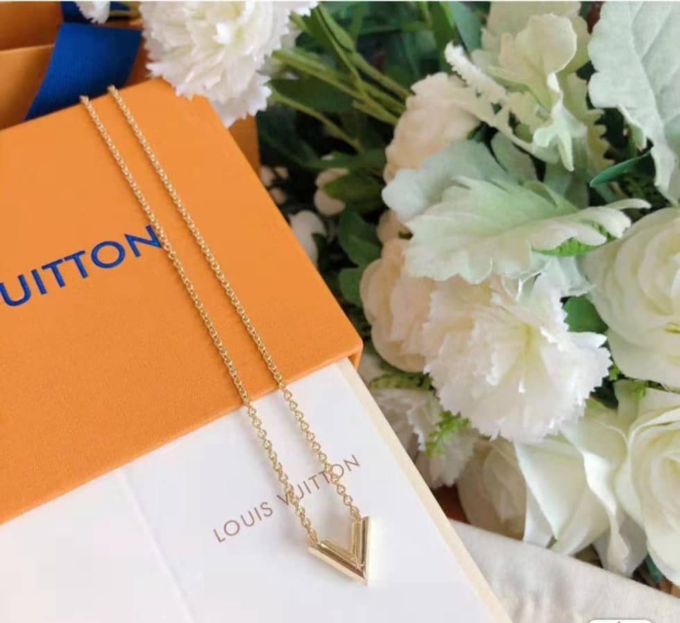 Louis vuitton Necklace Copy - DEEPREPS