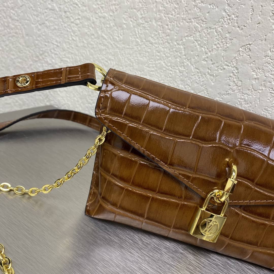 Louis Vuitton 7 Star Chain Clutch Bag Brown - DEEPREPS