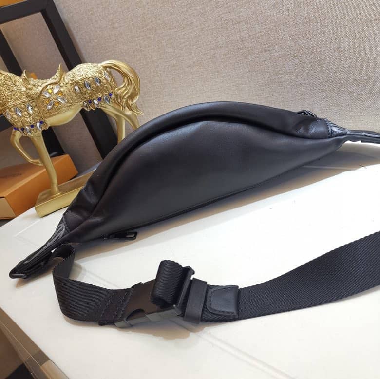 LV Bum Bag Dupe Giant Monogram Discovery NM Replica Body Bag M57289 - DEEPREPS