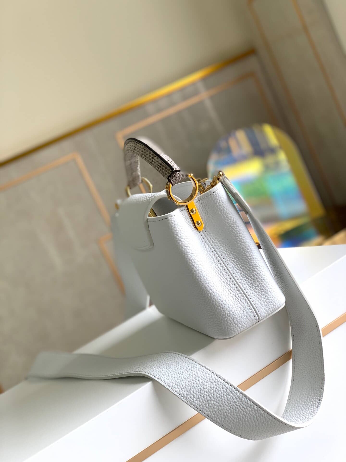 Louis Vuitton Capucines Mini Bag Replica White M55921 - DEEPREPS