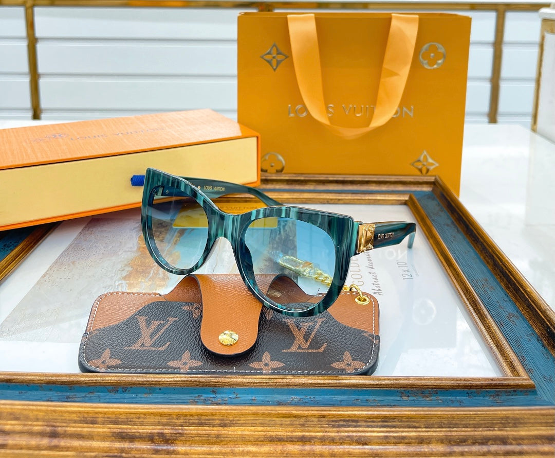Louis Vuitton Sunglasses - DEEPREPS