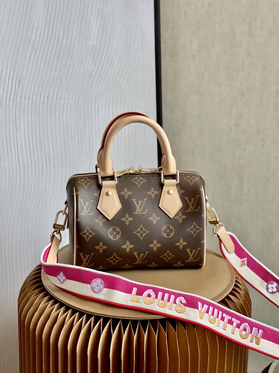 Louis Vuitton Speedy Bandouliere 20 M45948 Replica Shoulder Bag - DEEPREPS