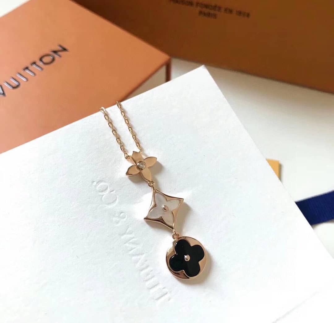 Luxury Louis vuitton Classic AAA+ Necklace - DEEPREPS