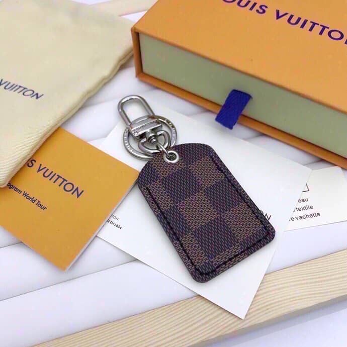 Cheap Louis Vuitton Key Chain - DEEPREPS