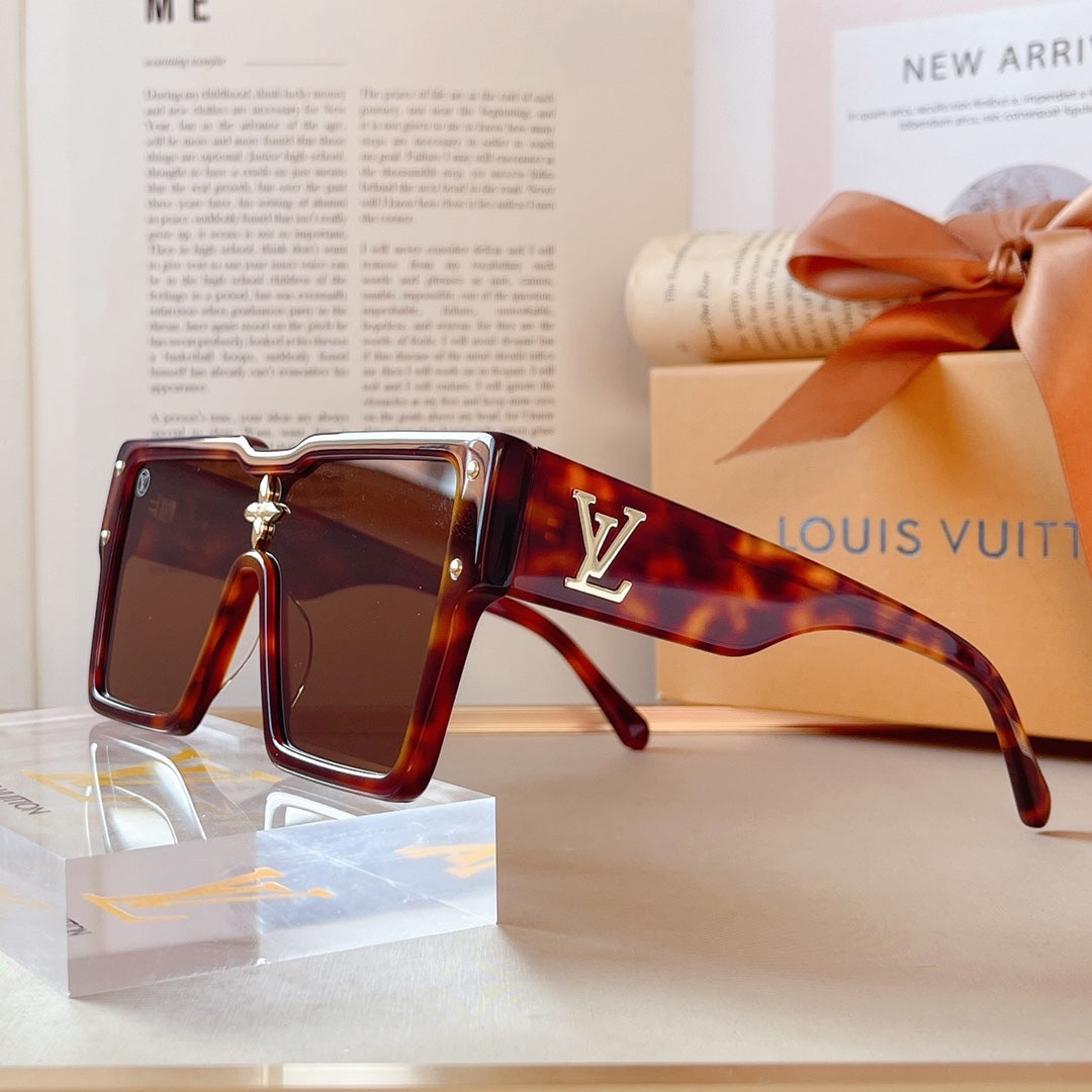 Louis Vuitton Sunglasses - DEEPREPS