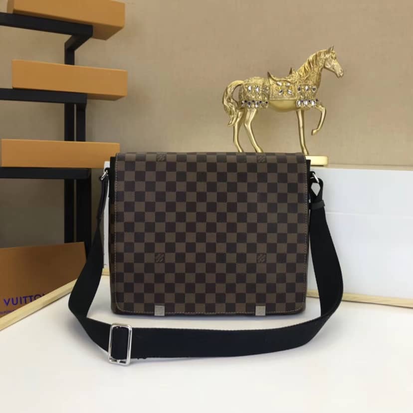 Louis Vuitton District MM Damier Ebene Canvas Bag Replica N41032 - DEEPREPS