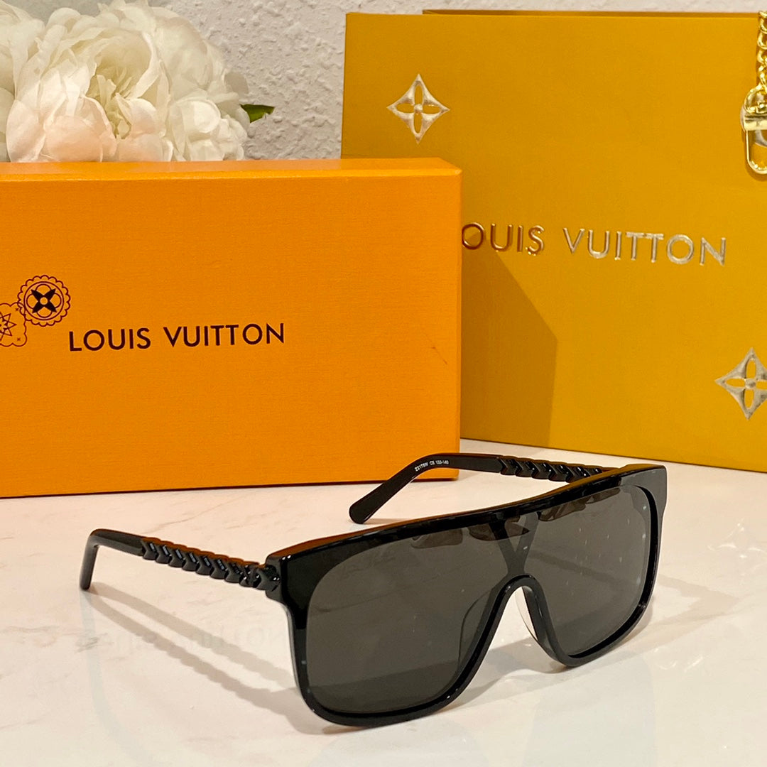 Louis Vuitton Sunglasses - DEEPREPS